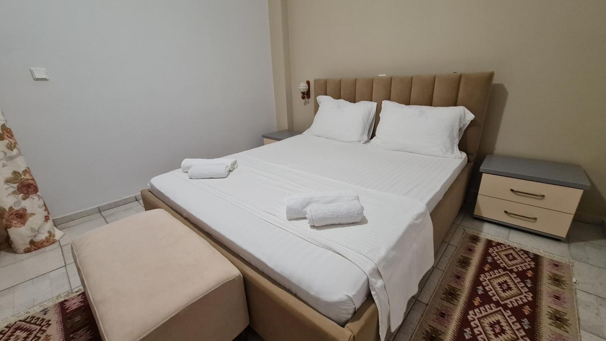 Hotel Parku I Palmave Gjirokaster Luaran gambar