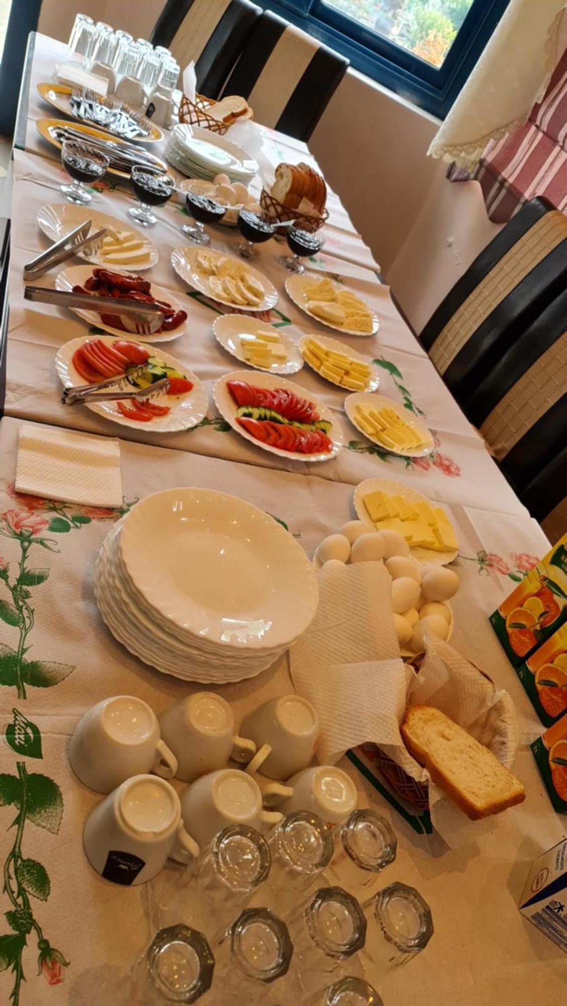 Hotel Parku I Palmave Gjirokaster Luaran gambar