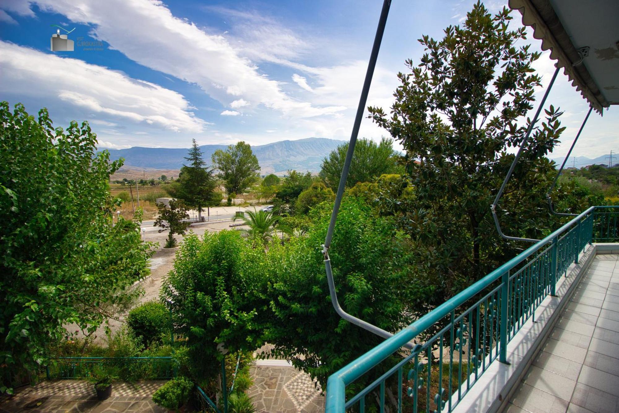 Hotel Parku I Palmave Gjirokaster Luaran gambar